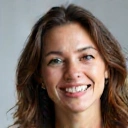 Foto di Elena, 38 anni, con un'espressione radiosa